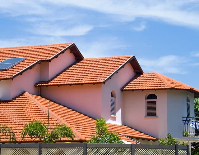 Zona Roofing team at work